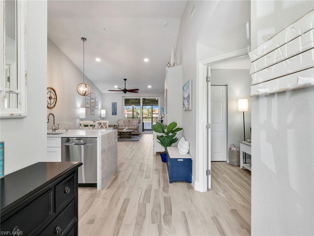 HUNTINGTON LAKES - Residential