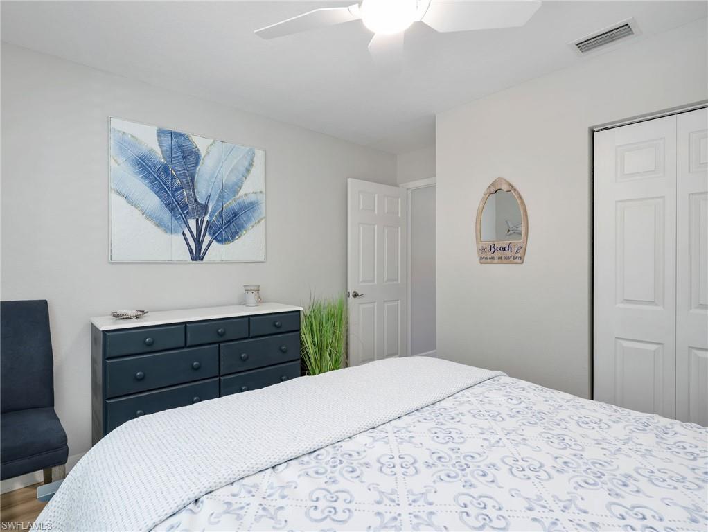 HUNTINGTON LAKES - Residential