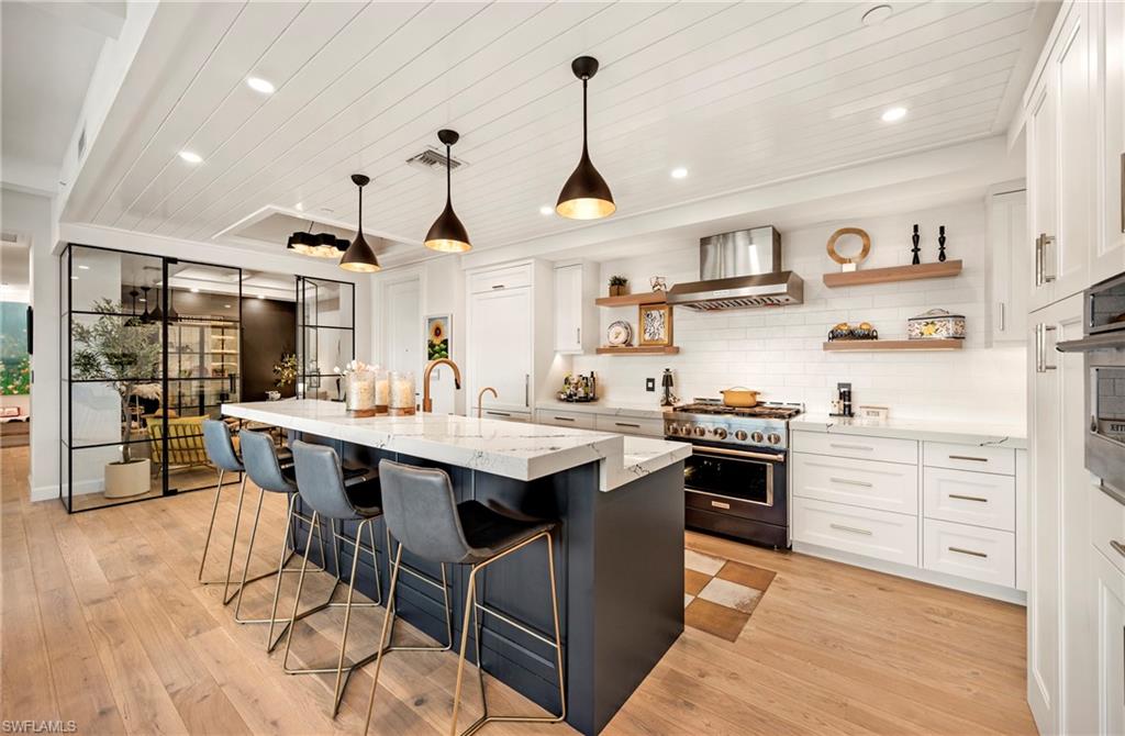 ELEVEN ELEVEN CENTRAL - Residential