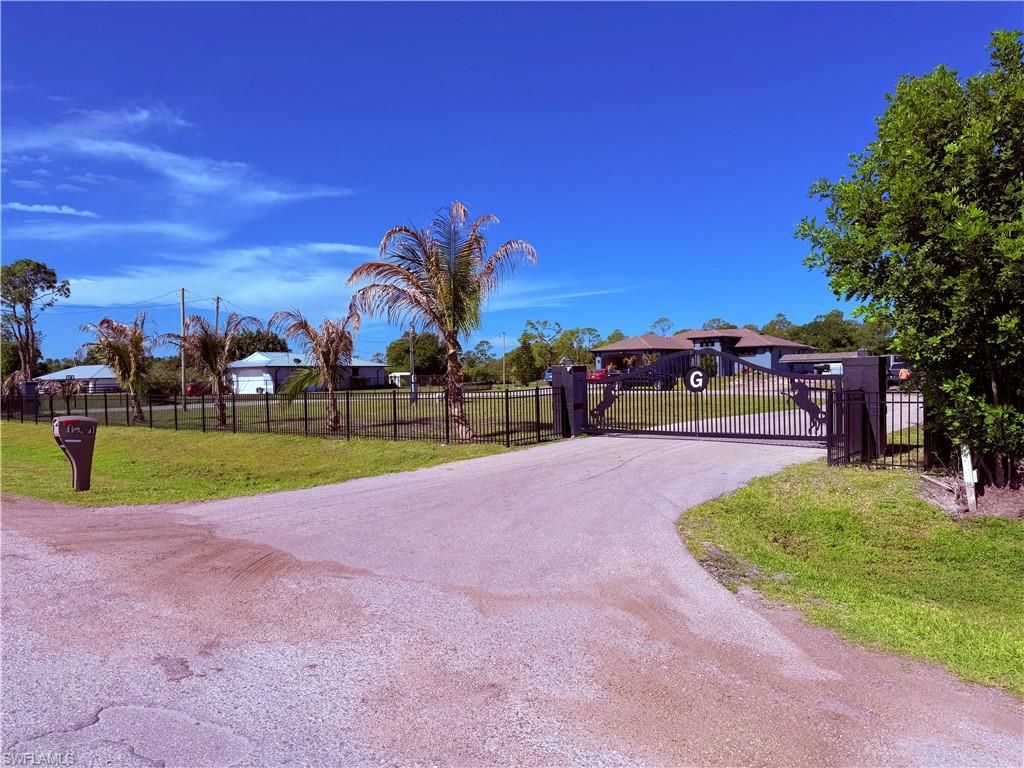 Photo of 19781 Woodbridge LN, NORTH FORT MYERS, FL 33917 (MLS # 226017320)