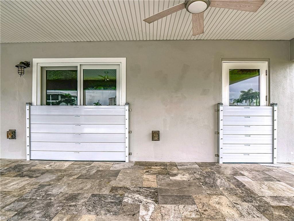 SIESTA ISLES - Residential