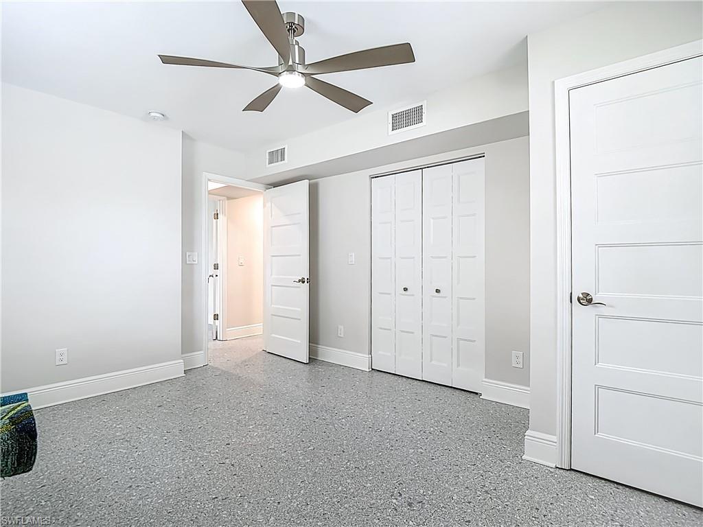 SIESTA ISLES - Residential