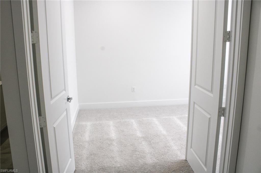 MAPLE RIDGE - Residential