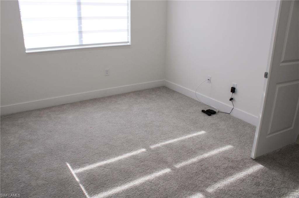 MAPLE RIDGE - Residential