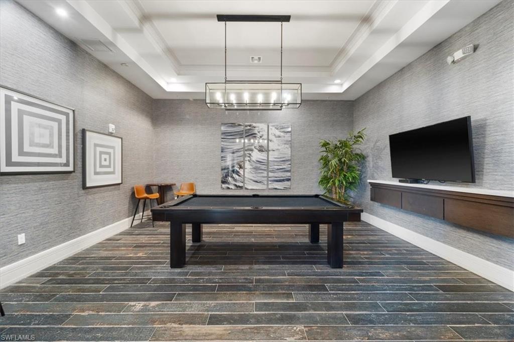 MAPLE RIDGE - Residential