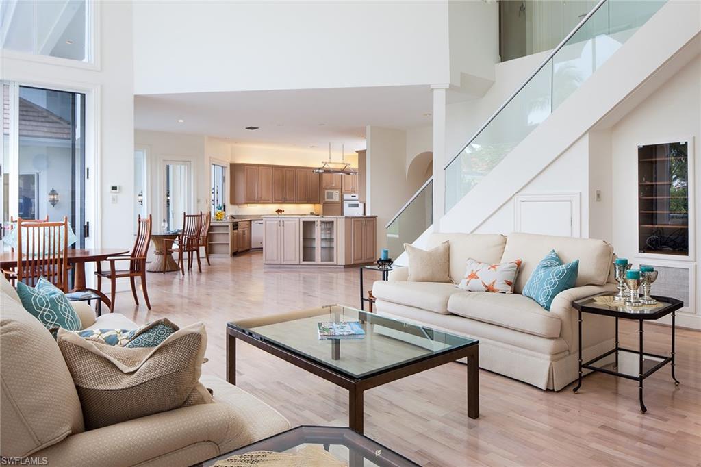 BAY COLONY SHORES - Residential