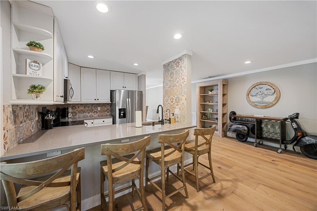 COLLIER WOODS - Residential