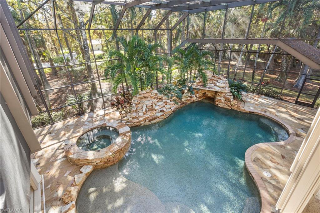 COLLIER WOODS - Residential