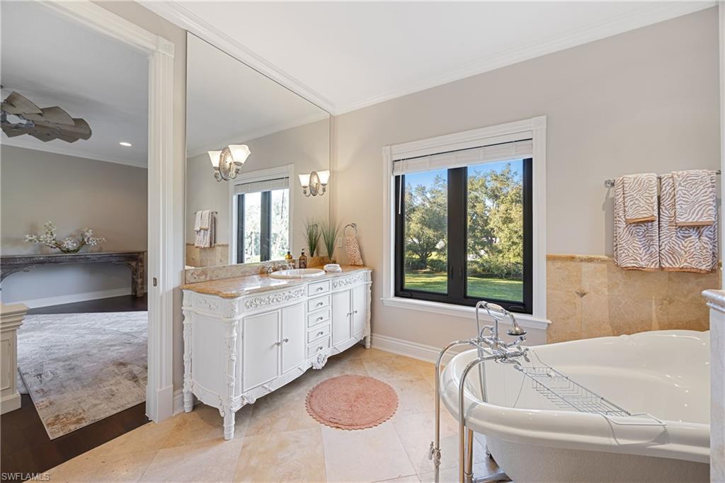 COLLIER WOODS - Residential