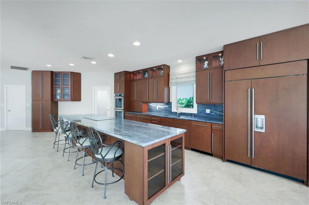 ROYAL HARBOR - Residential