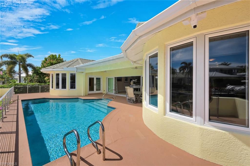 ROYAL HARBOR - Residential