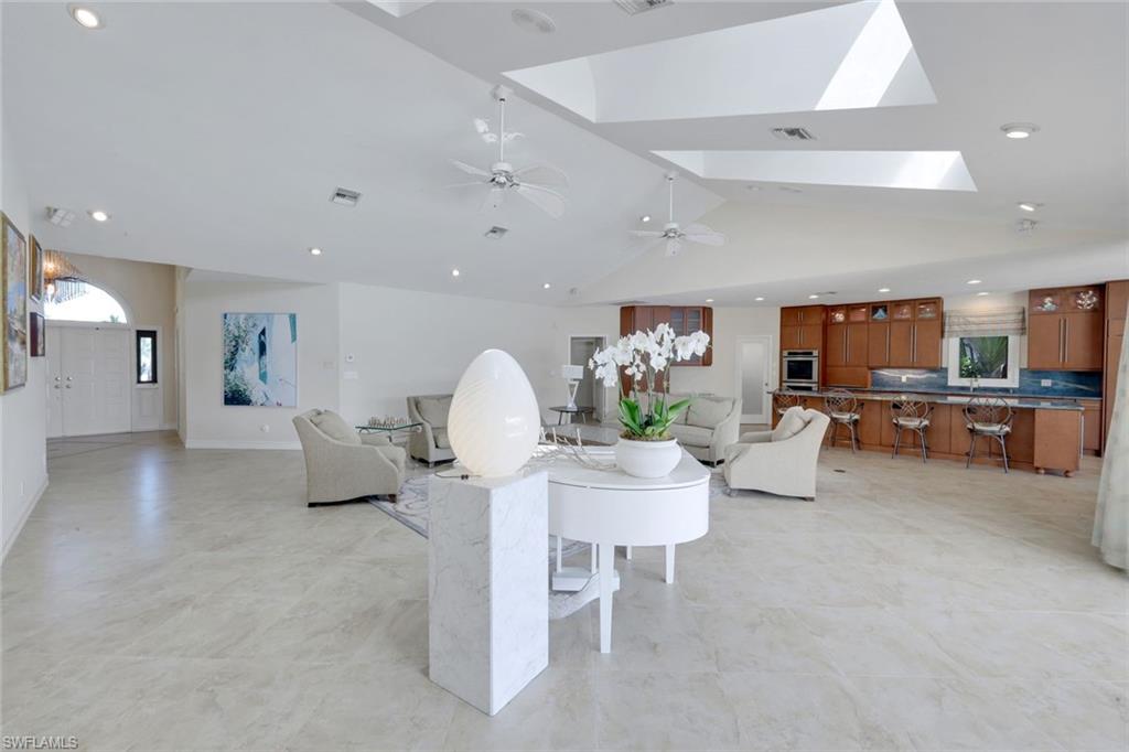 ROYAL HARBOR - Residential