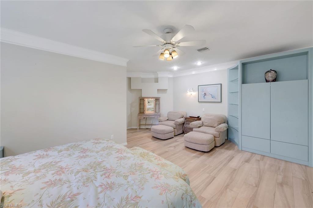 ROYAL HARBOR - Residential