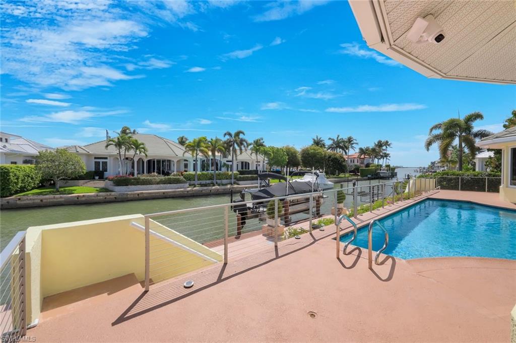 ROYAL HARBOR - Residential