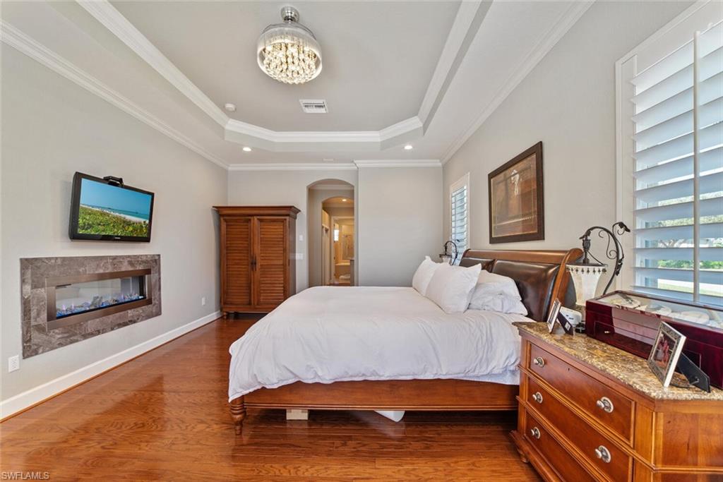 MUSTANG ISLAND - Residential