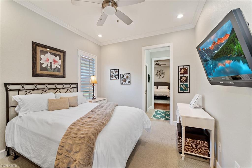 MUSTANG ISLAND - Residential