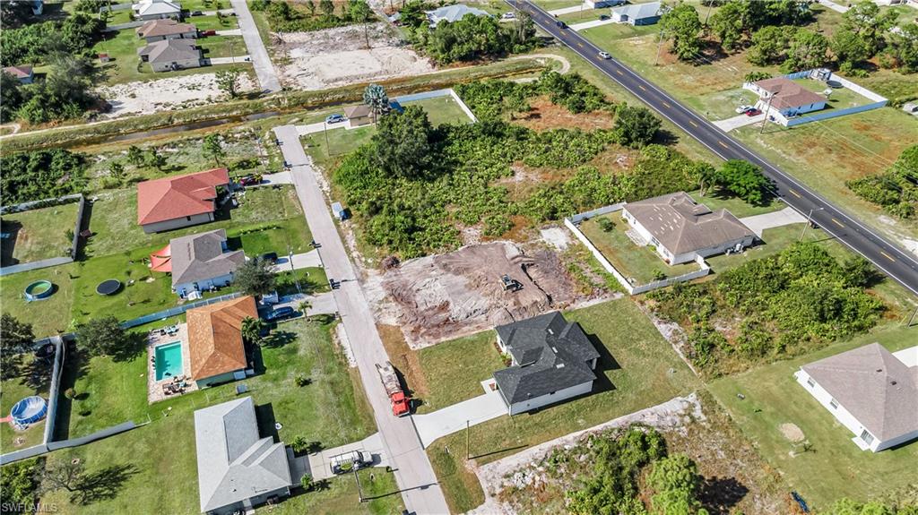 LEHIGH ACRES - Residential