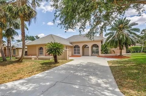 Ranch in FORT MYERS FL 11801 Pinewood Lakes DR.jpg