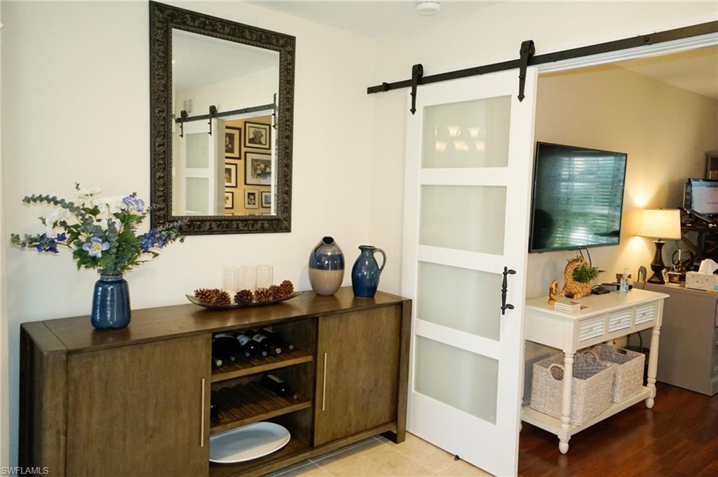 MAJESTIC POINTE - Residential