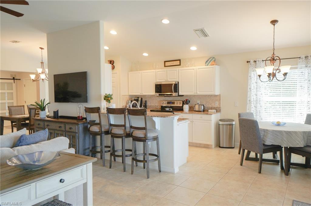 MAJESTIC POINTE - Residential