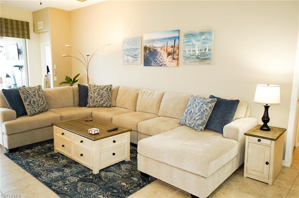 MAJESTIC POINTE - Residential