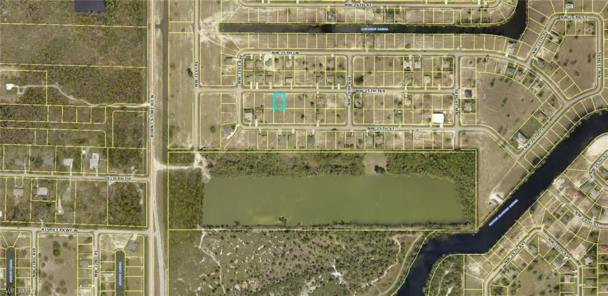 Beautiful Homesite! Close To Schools, Shopping, Golf & Boating. Build Your Next Home In Paradise!