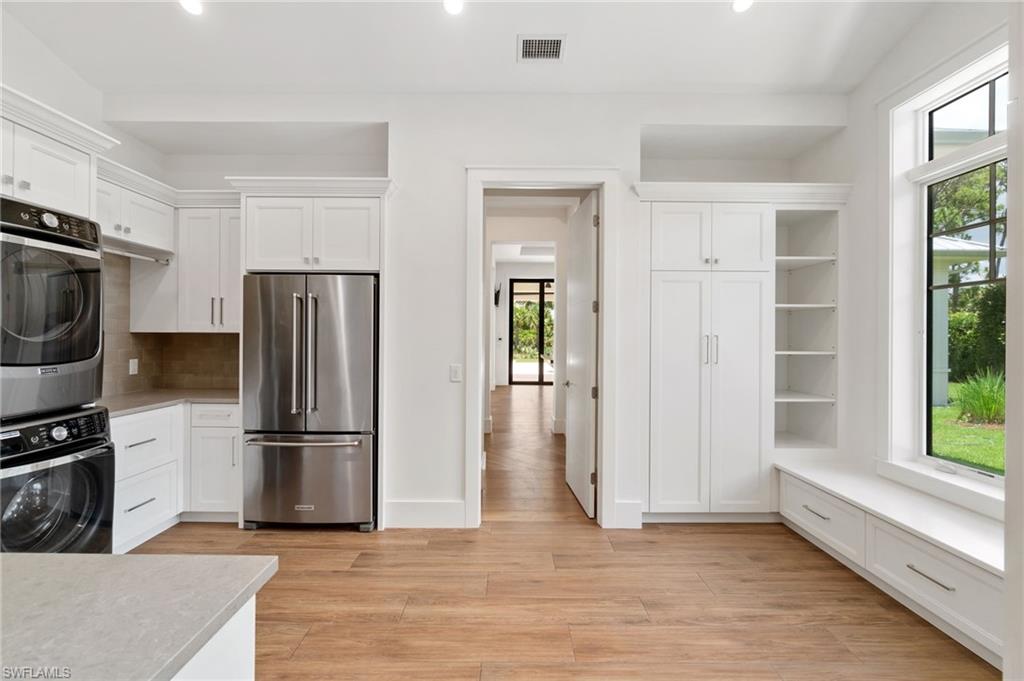 PINE RIDGE - Residential