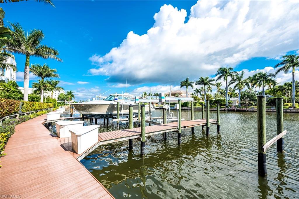 NAPLES CASAMORE - Residential