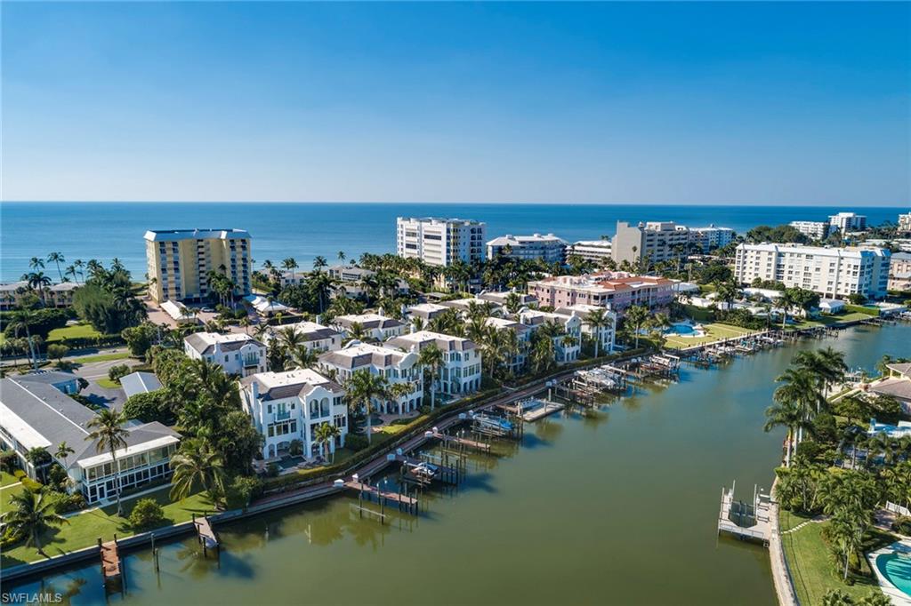 NAPLES CASAMORE - Residential