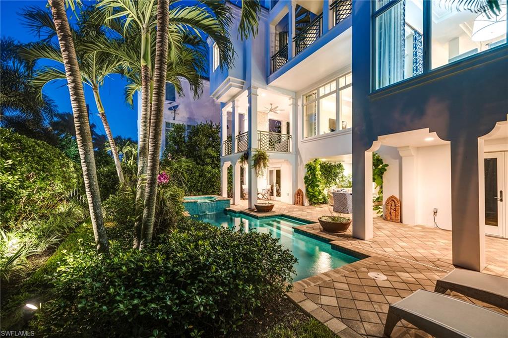 NAPLES CASAMORE - Residential