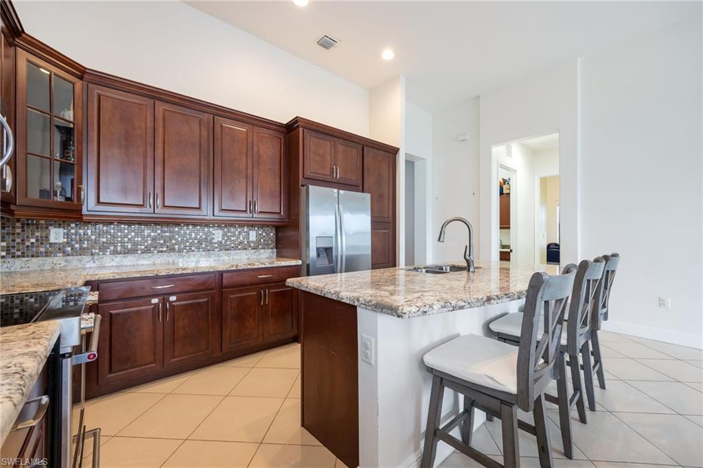 MAPLE RIDGE - Residential