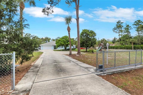 Photo of 521 31st ST SW, NAPLES, FL 34117 (MLS # 226021445)