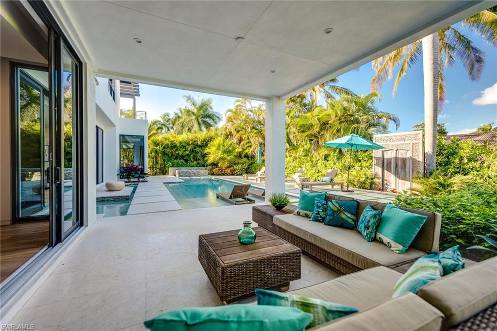 PARK SHORE - Residential