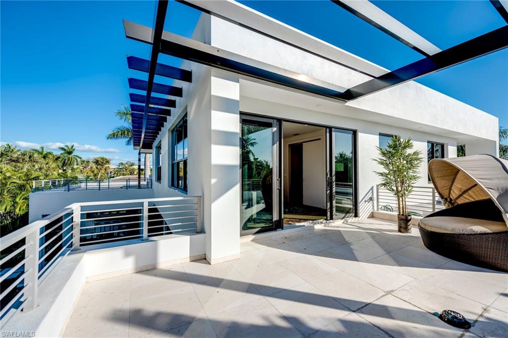 PARK SHORE - Residential