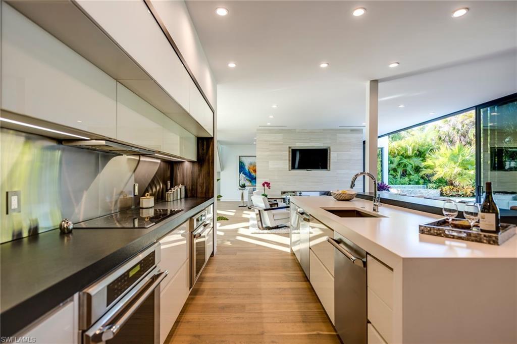 PARK SHORE - Residential