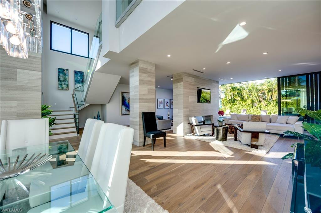 PARK SHORE - Residential