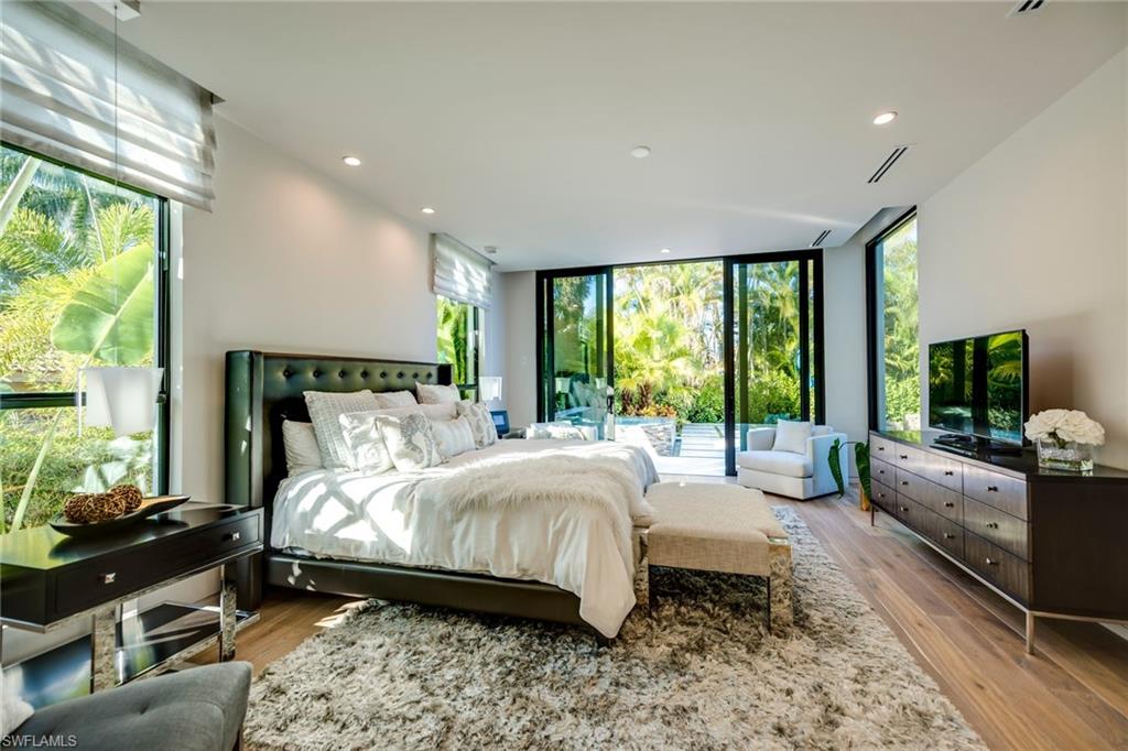 PARK SHORE - Residential