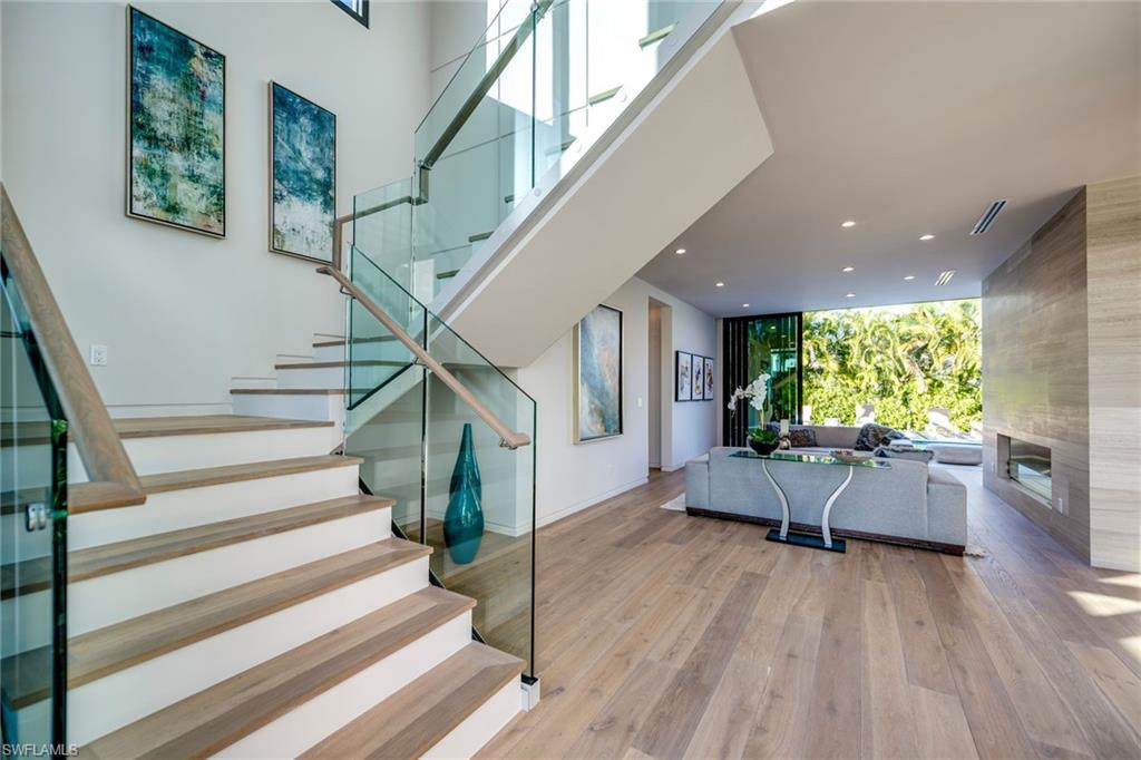 PARK SHORE - Residential