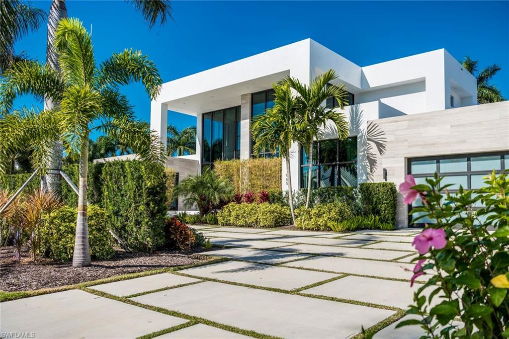 PARK SHORE - Residential