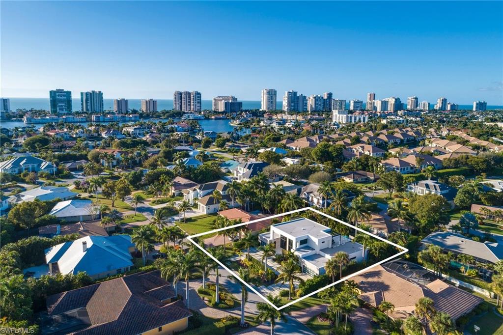 PARK SHORE - Residential