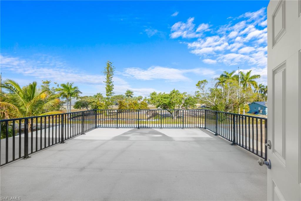 CANDLEWOOD LAKE ESTATES - Residential