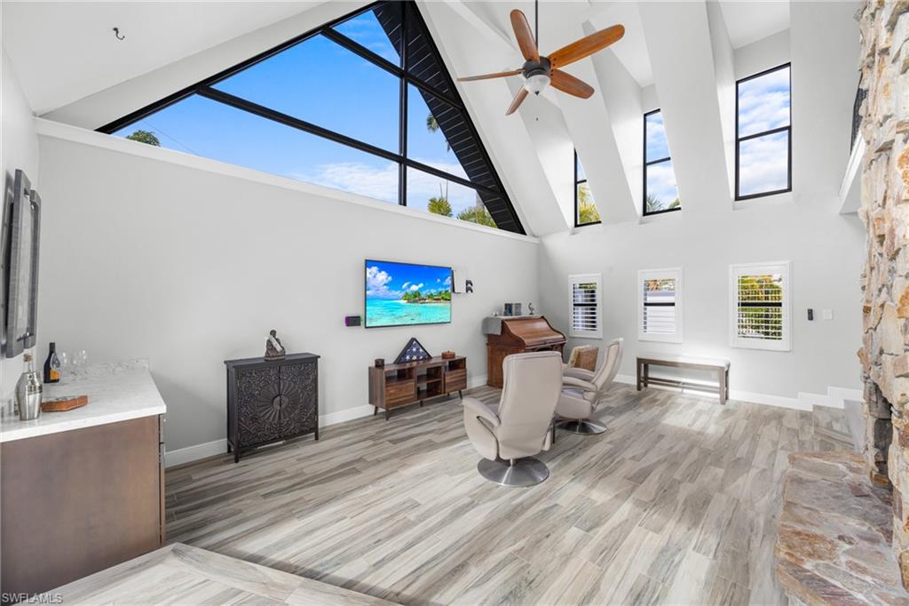 CANDLEWOOD LAKE ESTATES - Residential