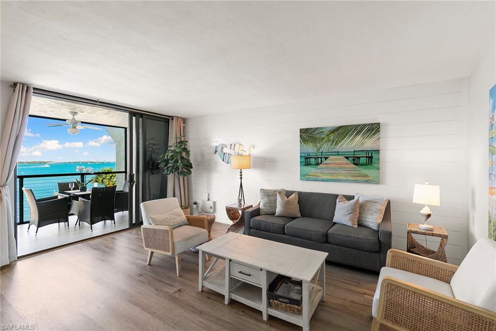 RIVERSIDE CLUB - Residential