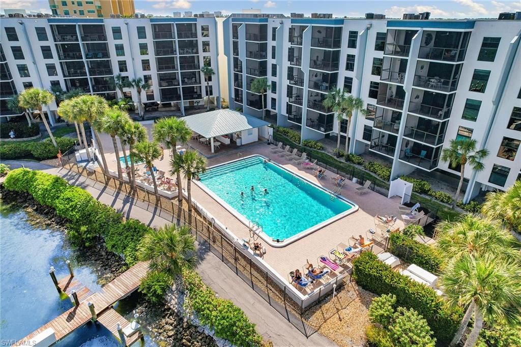 RIVERSIDE CLUB - Residential