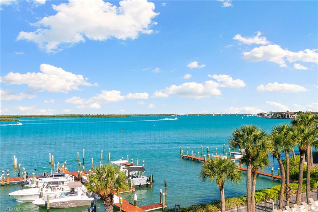 RIVERSIDE CLUB - Residential