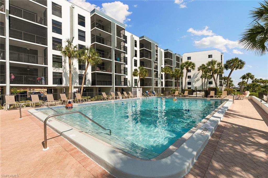 RIVERSIDE CLUB - Residential