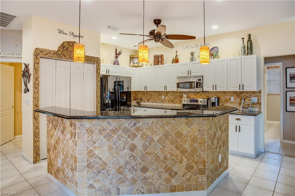 CEDAR CREEK - Residential