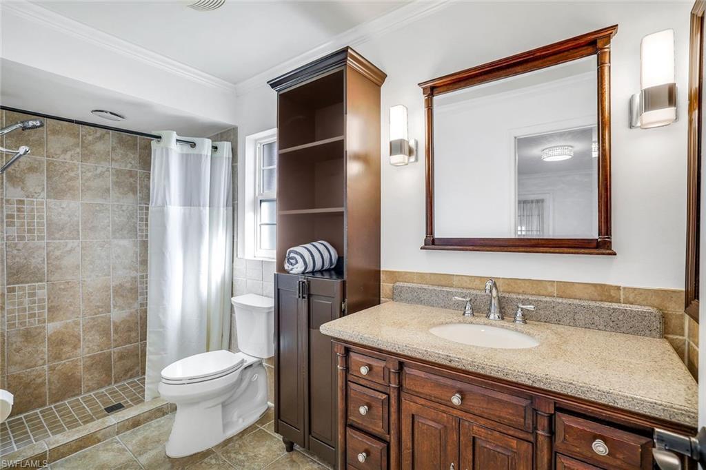 NAPLES PARK - Residential