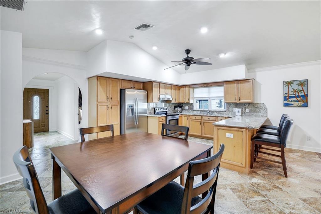 NAPLES PARK - Residential