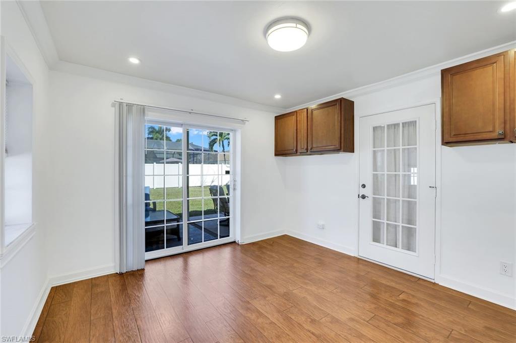 NAPLES PARK - Residential